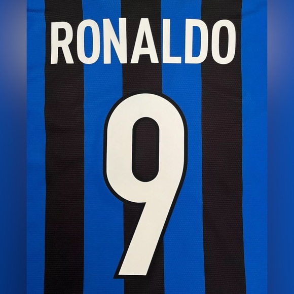 Ronaldo #9 Inter Milan 1998 Blue S-XL Retro soccer jersey - Picture 3 of 4